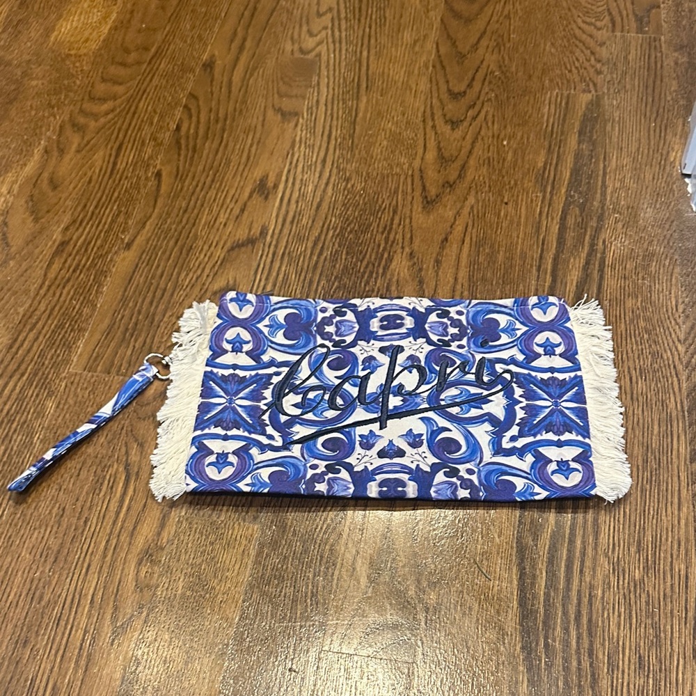 Capri fringe clutch